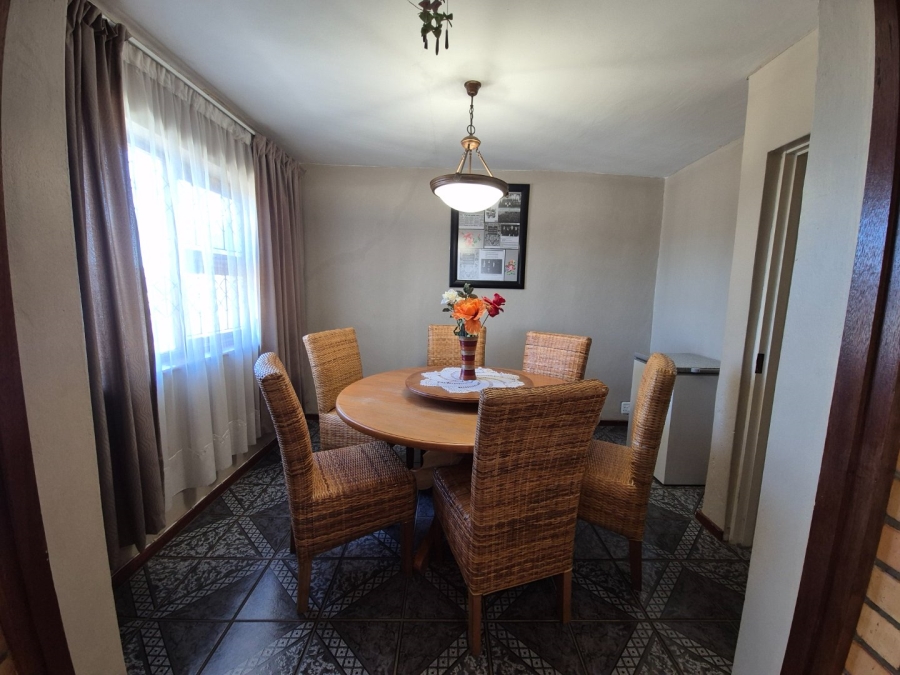 5 Bedroom Property for Sale in Motherwell Eastern Cape